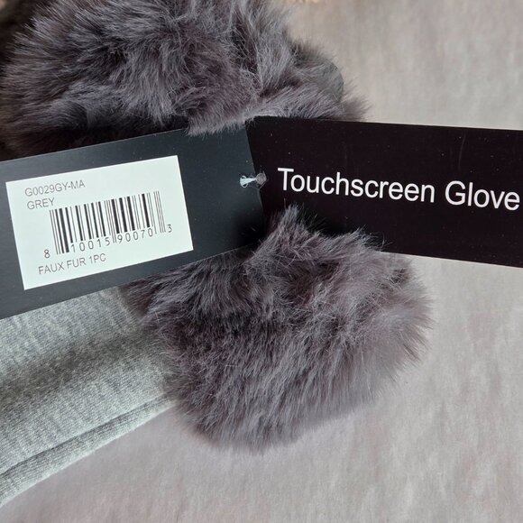 NWT Marcus Adler Women's Gray Fuzzy Faux Fur Gloves OS - Picture 2 of 2